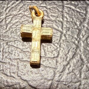 Tiny Elegant Gold Cross Pendant